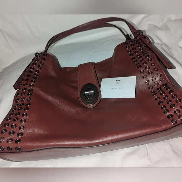 Coach Brown Shoulder Bag - Picture 13 of 16